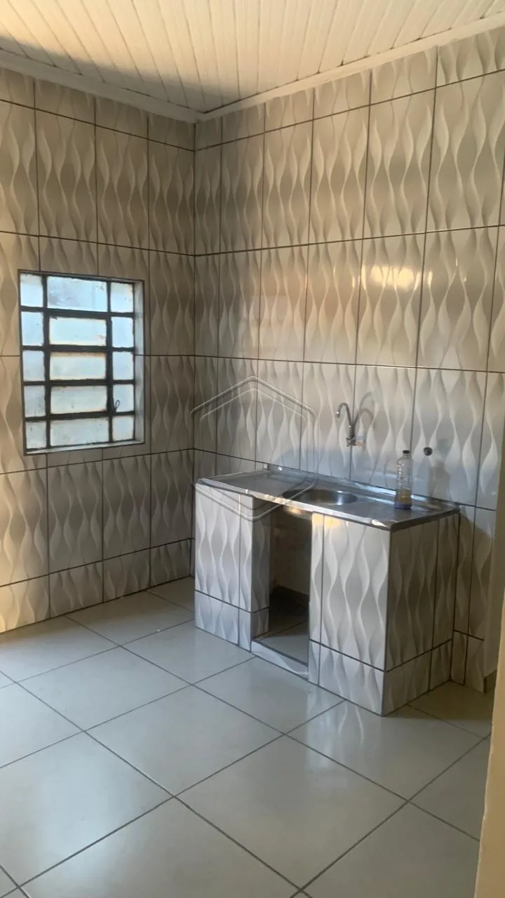 Alugar Casa Residencial / Padr&atilde;o em Dourados R$ 1.300,00 - Foto 3