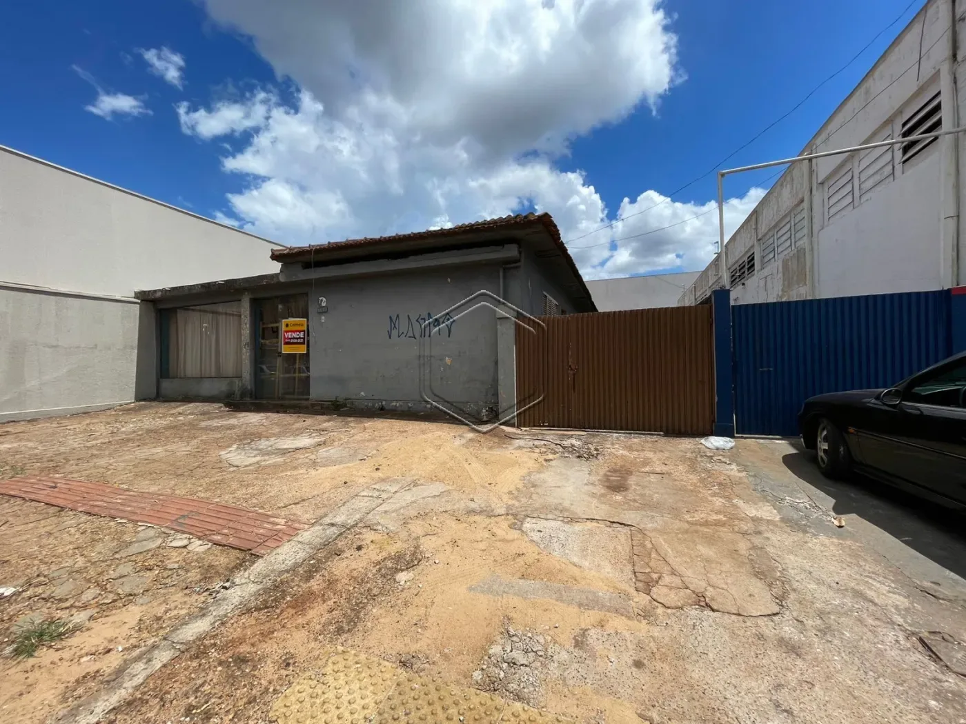 Alugar Comercial / Ponto Comercial em Dourados R$ 2.000,00 - Foto 2