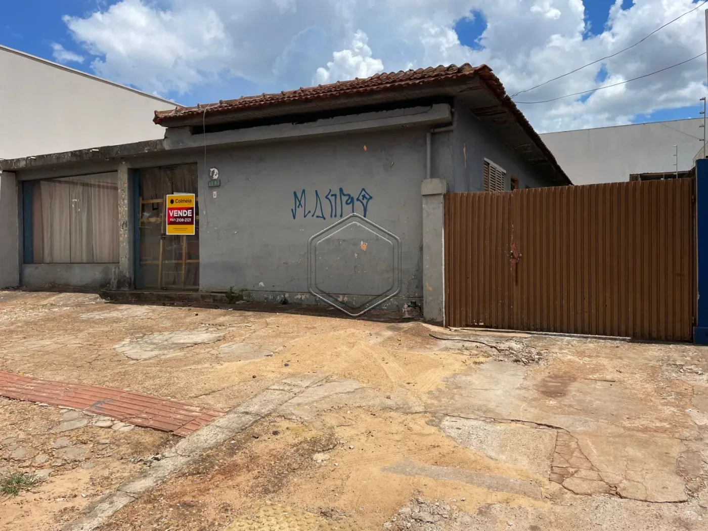 Alugar Comercial / Ponto Comercial em Dourados R$ 2.000,00 - Foto 1