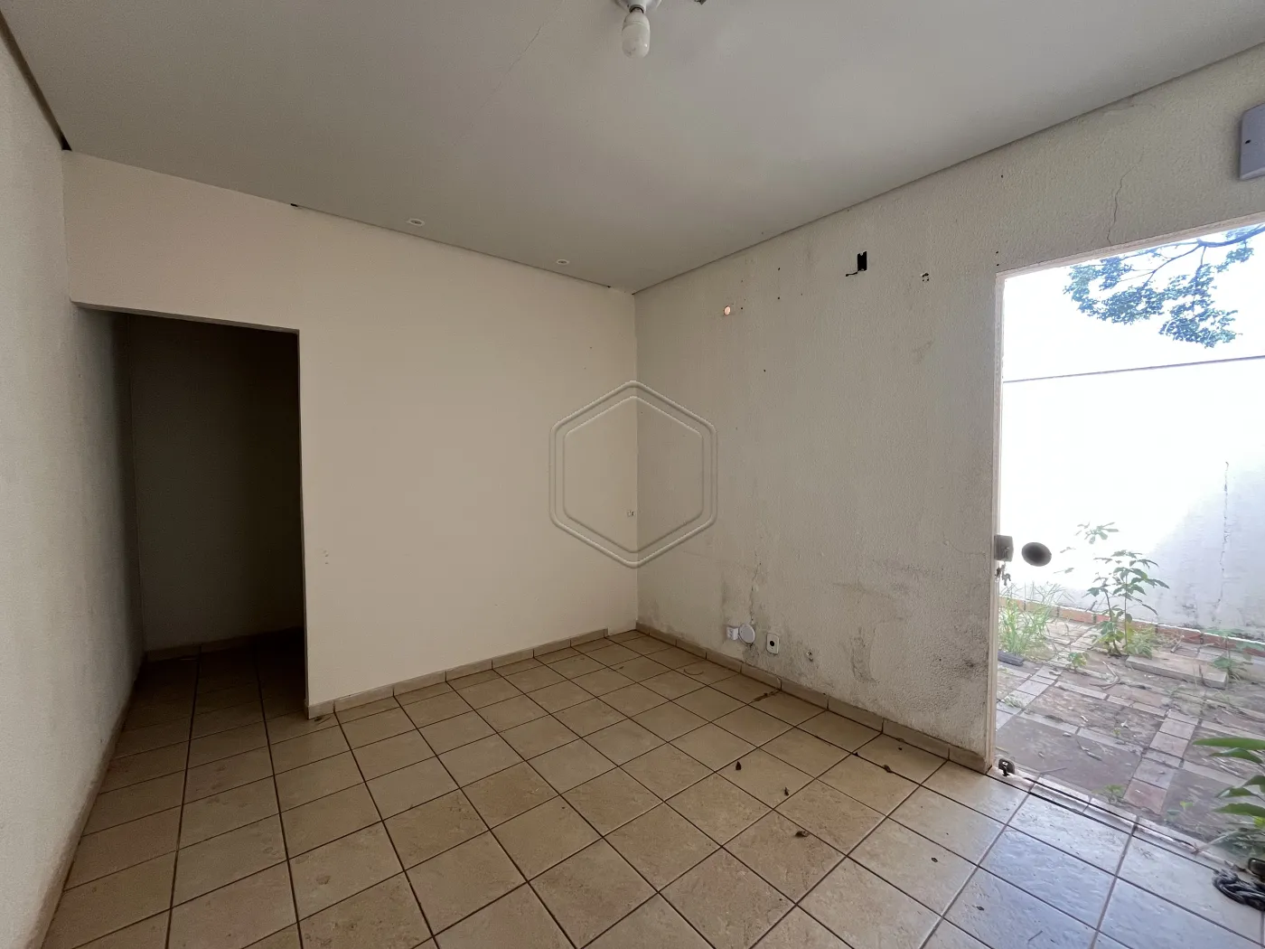 Alugar Comercial / Sal&atilde;o em Dourados R$ 2.700,00 - Foto 7