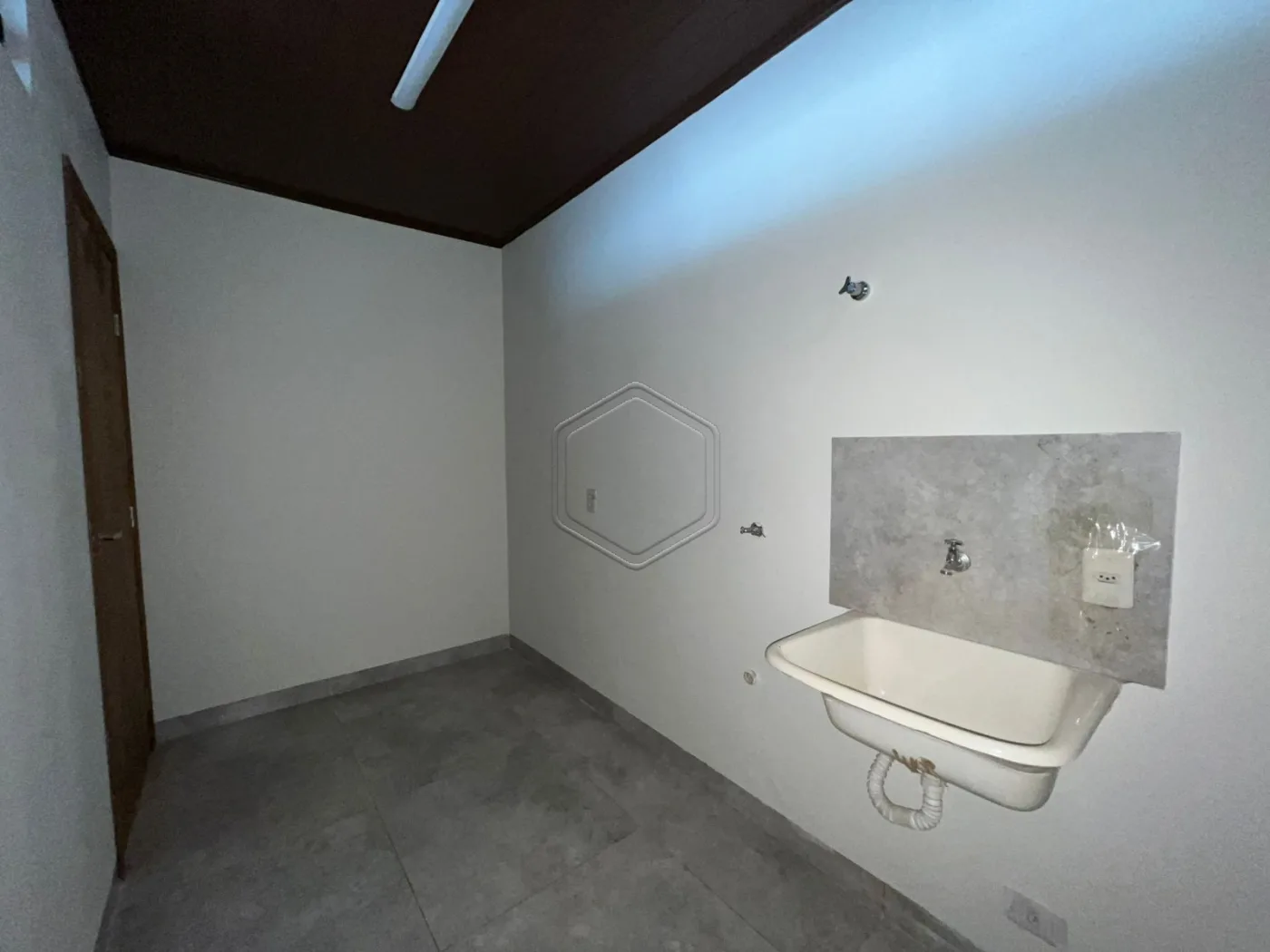 Alugar Casa Residencial / Padr&atilde;o em Dourados R$ 2.300,00 - Foto 12