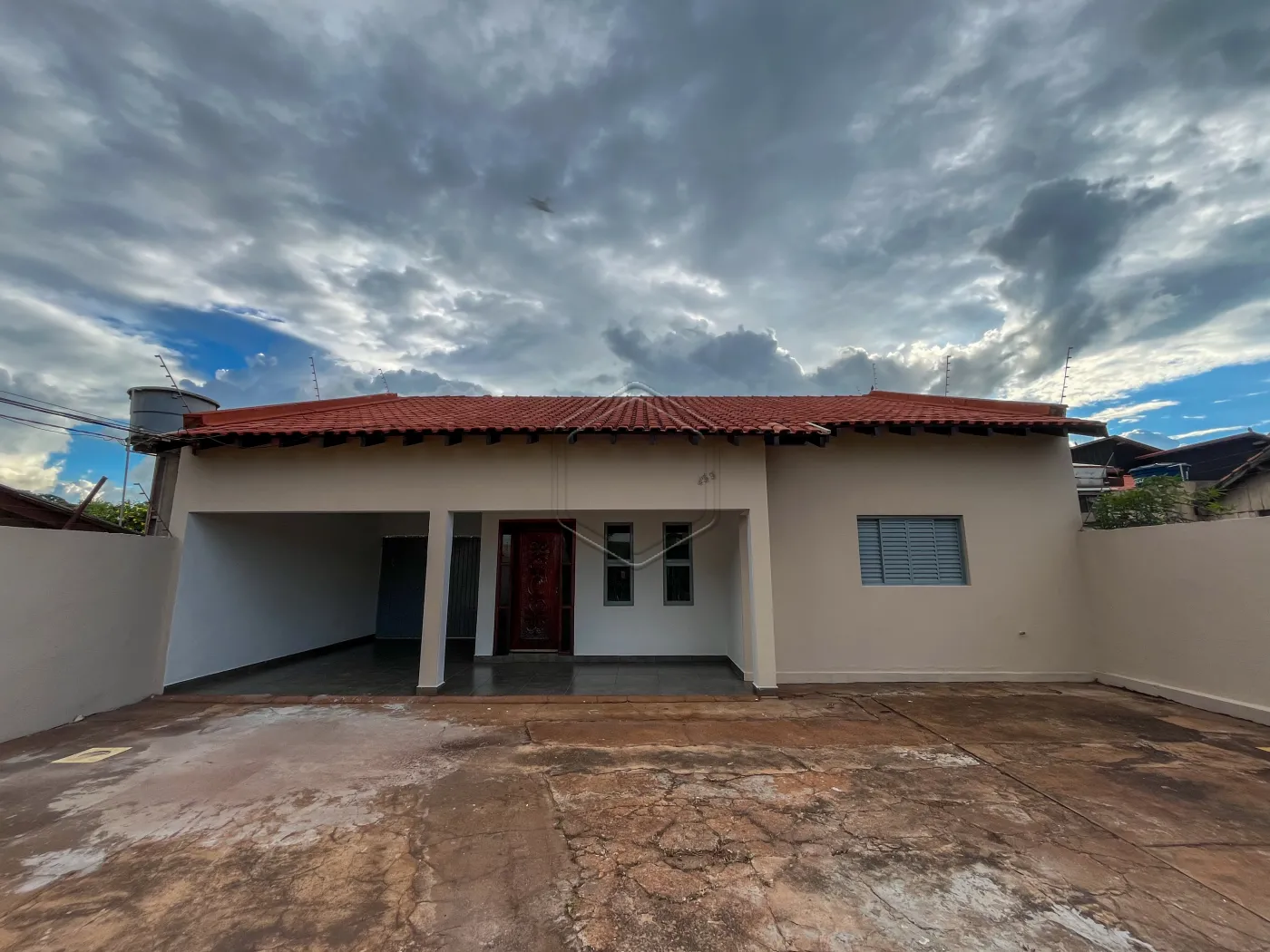 Alugar Casa Residencial / Padr&atilde;o em Dourados R$ 2.500,00 - Foto 3