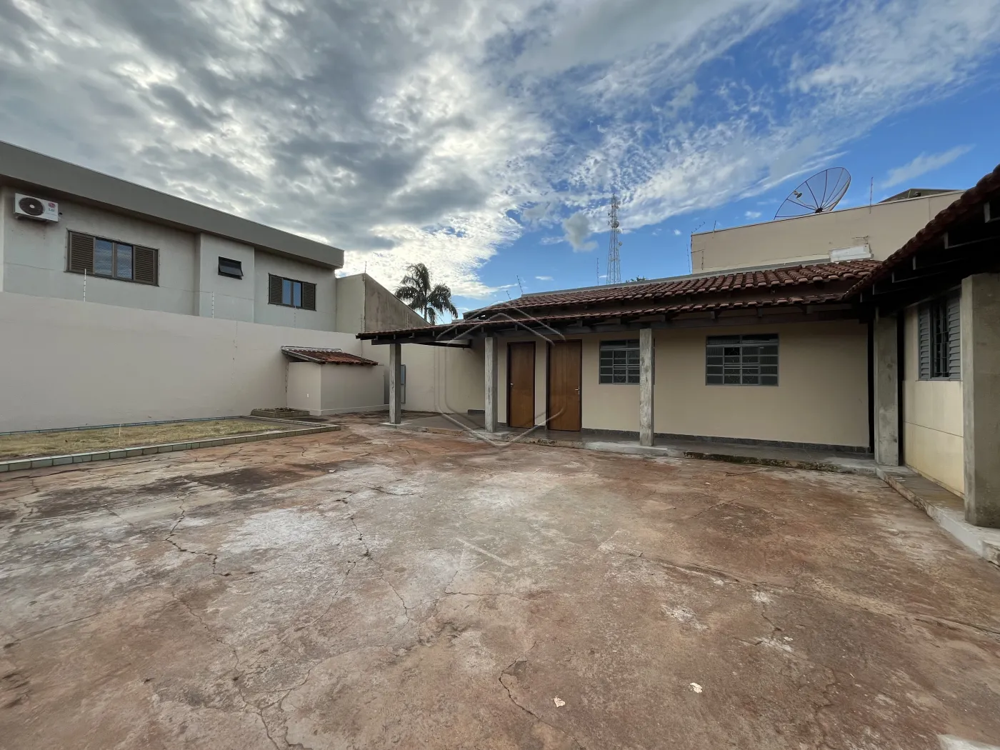 Alugar Casa Residencial / Padr&atilde;o em Dourados R$ 2.500,00 - Foto 22