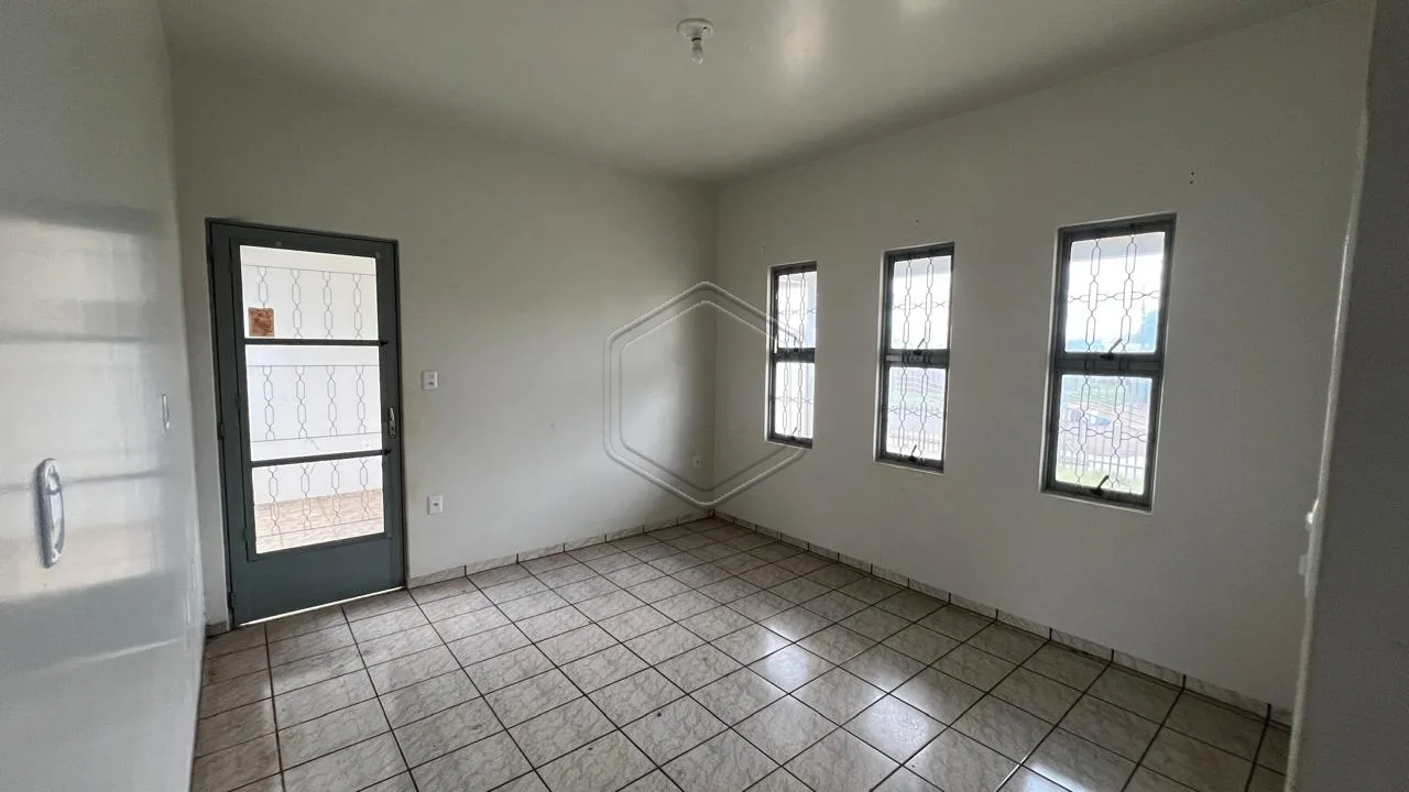 Alugar Casa Residencial / Padr&atilde;o em Dourados R$ 2.500,00 - Foto 2