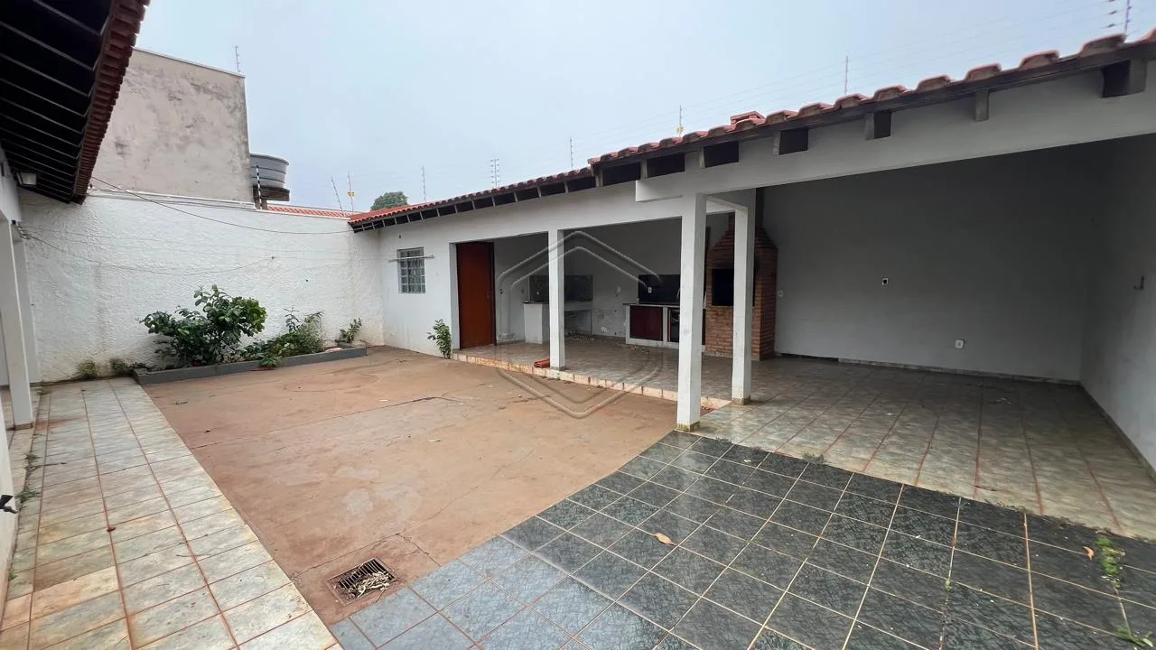 Alugar Casa Residencial / Padr&atilde;o em Dourados R$ 2.500,00 - Foto 12