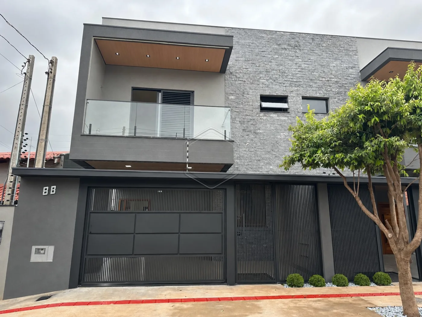 Alugar Casa Residencial / Sobrado em Dourados R$ 3.750,00 - Foto 1