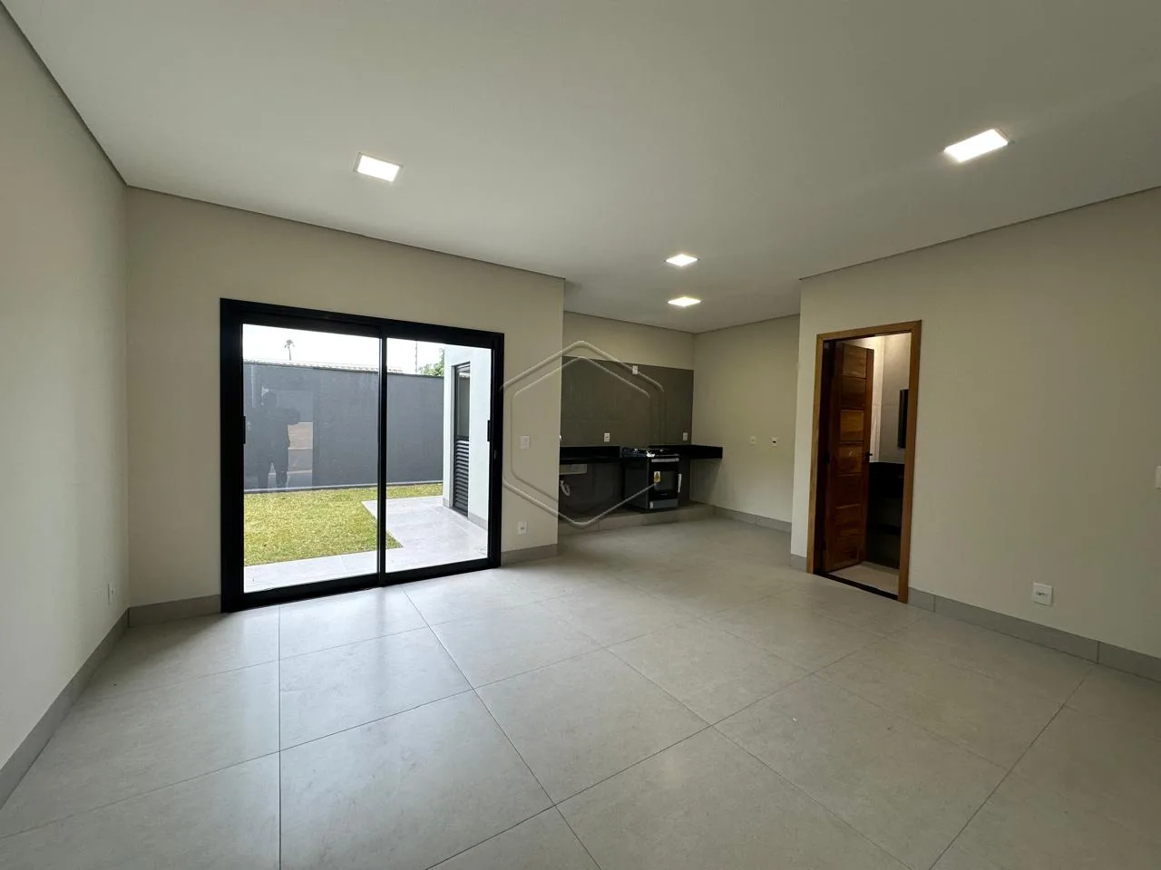 Alugar Casa Residencial / Sobrado em Dourados R$ 3.750,00 - Foto 7