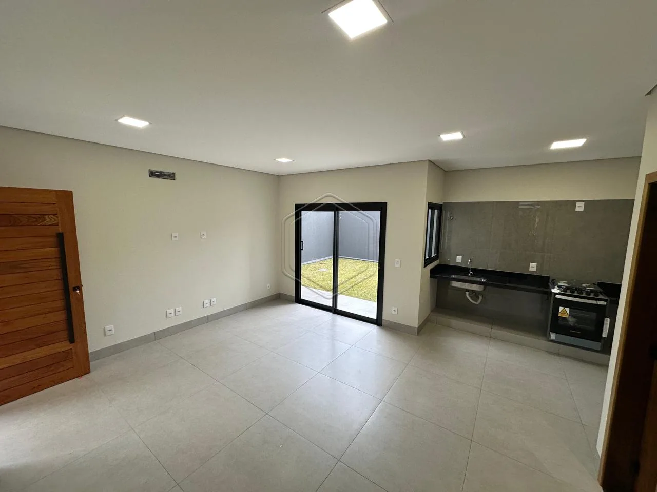 Alugar Casa Residencial / Sobrado em Dourados R$ 3.750,00 - Foto 6