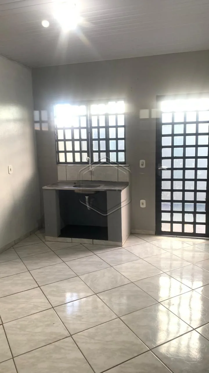 Alugar Casa Residencial / Padr&atilde;o em Dourados R$ 1.200,00 - Foto 3