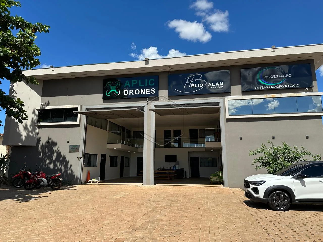 Alugar Comercial / Sala em Dourados R$ 3.500,00 - Foto 1