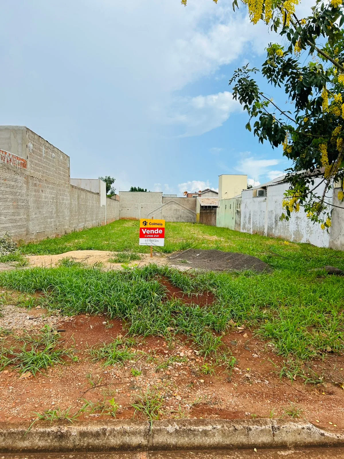 Comprar Terreno / Padr&atilde;o em Dourados R$ 280.000,00 - Foto 1