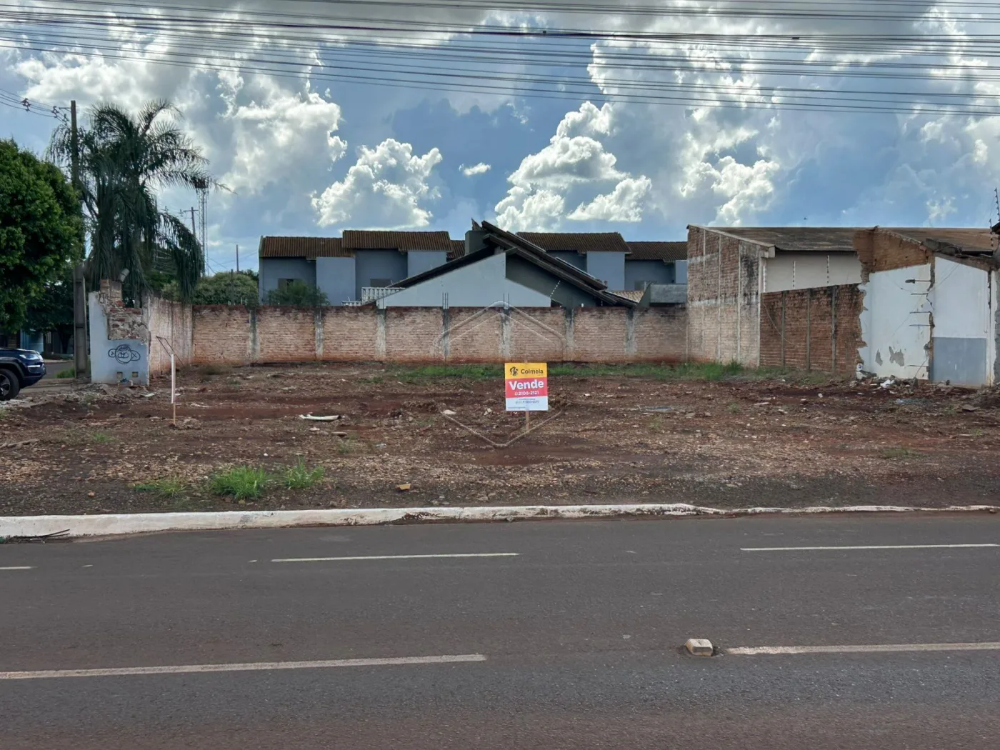 Comprar Terreno / Padr&atilde;o em Dourados R$ 1.150.000,00 - Foto 1