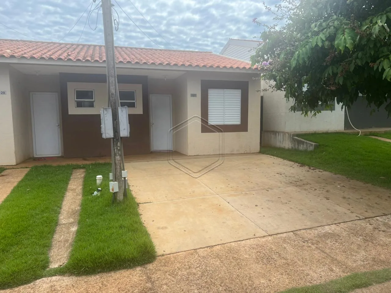 Comprar Casa Residencial / Condom&iacute;nio em Dourados R$ 270.000,00 - Foto 2