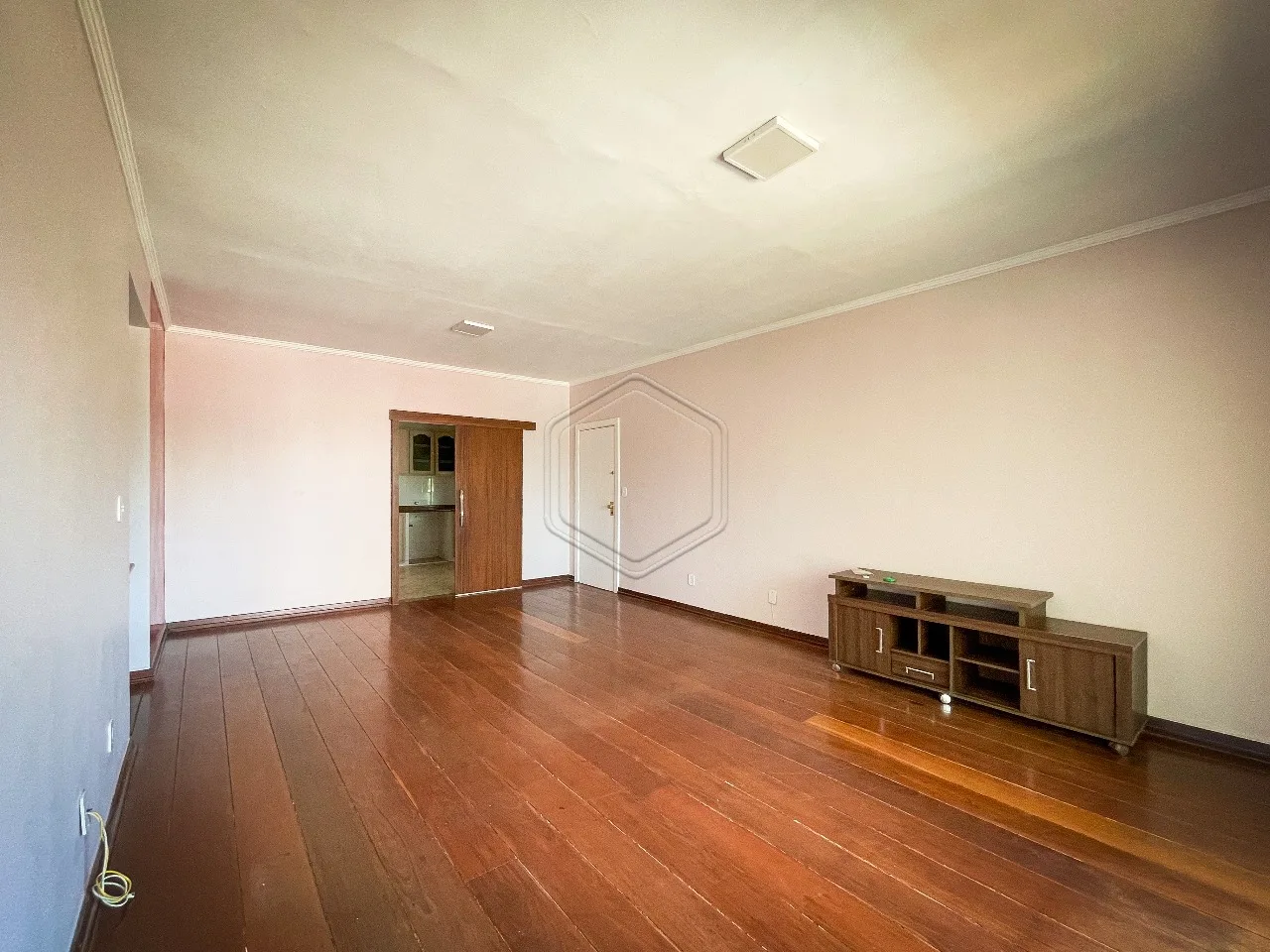 Alugar Apartamento / Padr&atilde;o em Condom&iacute;nio em Dourados R$ 2.200,00 - Foto 2