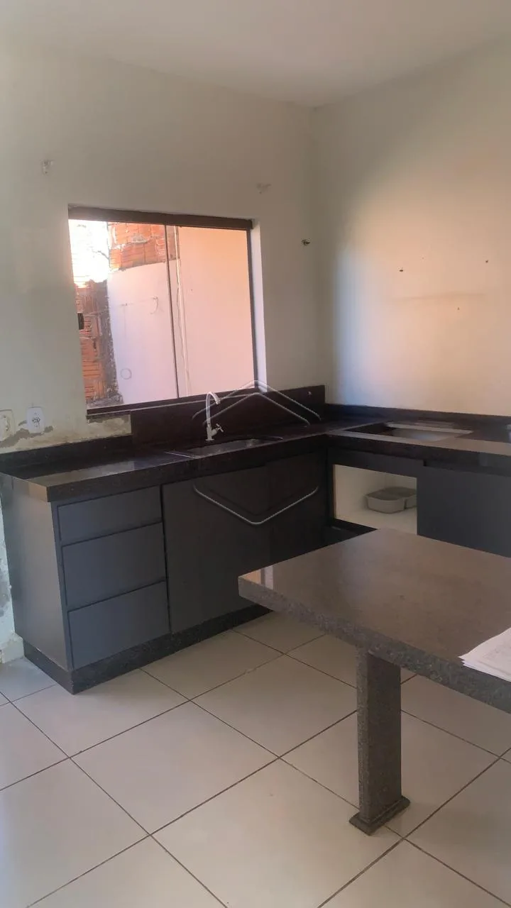 Alugar Casa Residencial / Padr&atilde;o em Dourados R$ 1.300,00 - Foto 3