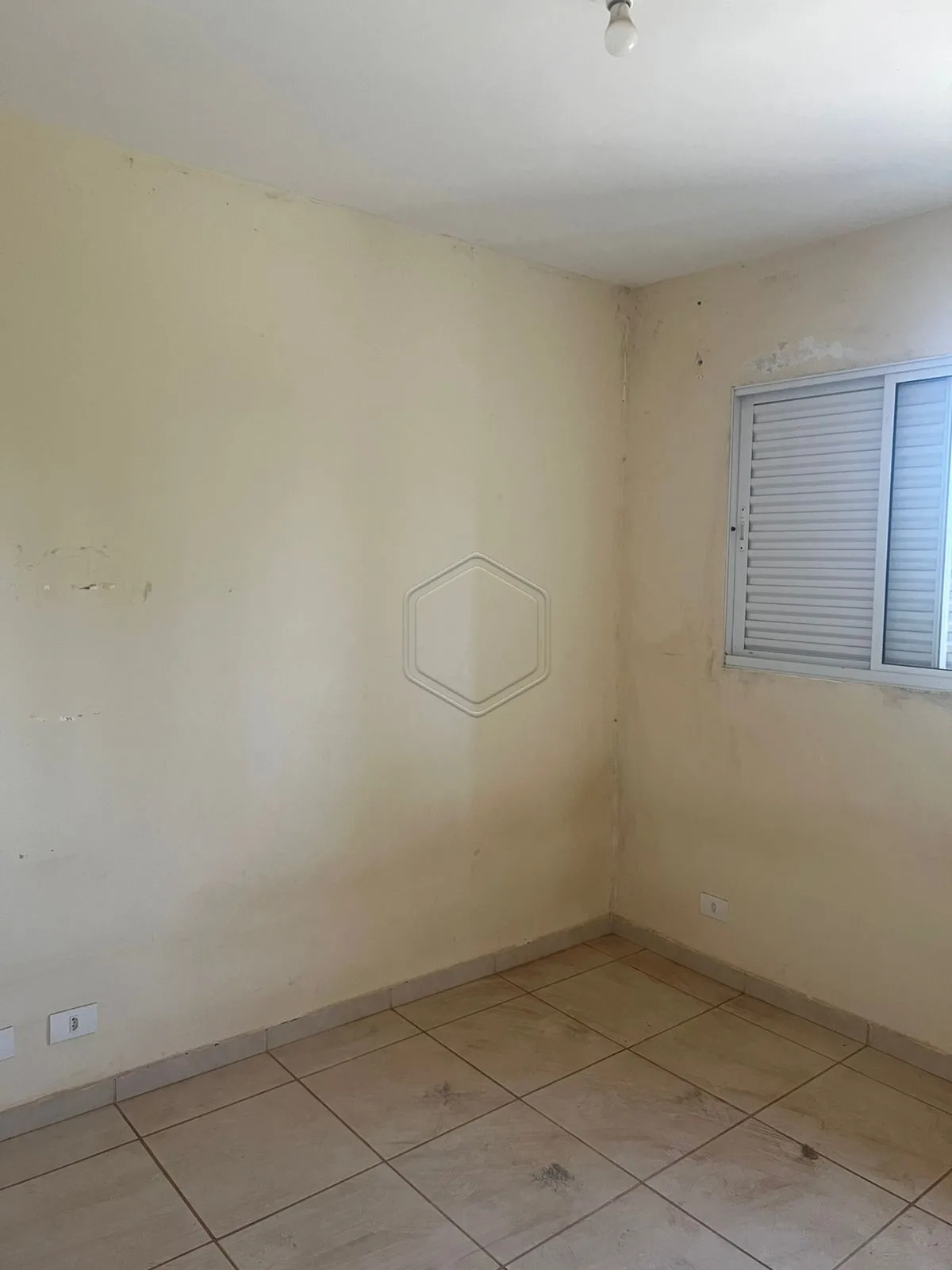 Comprar Apartamento / Padr&atilde;o em Condom&iacute;nio em Dourados R$ 140.000,00 - Foto 4