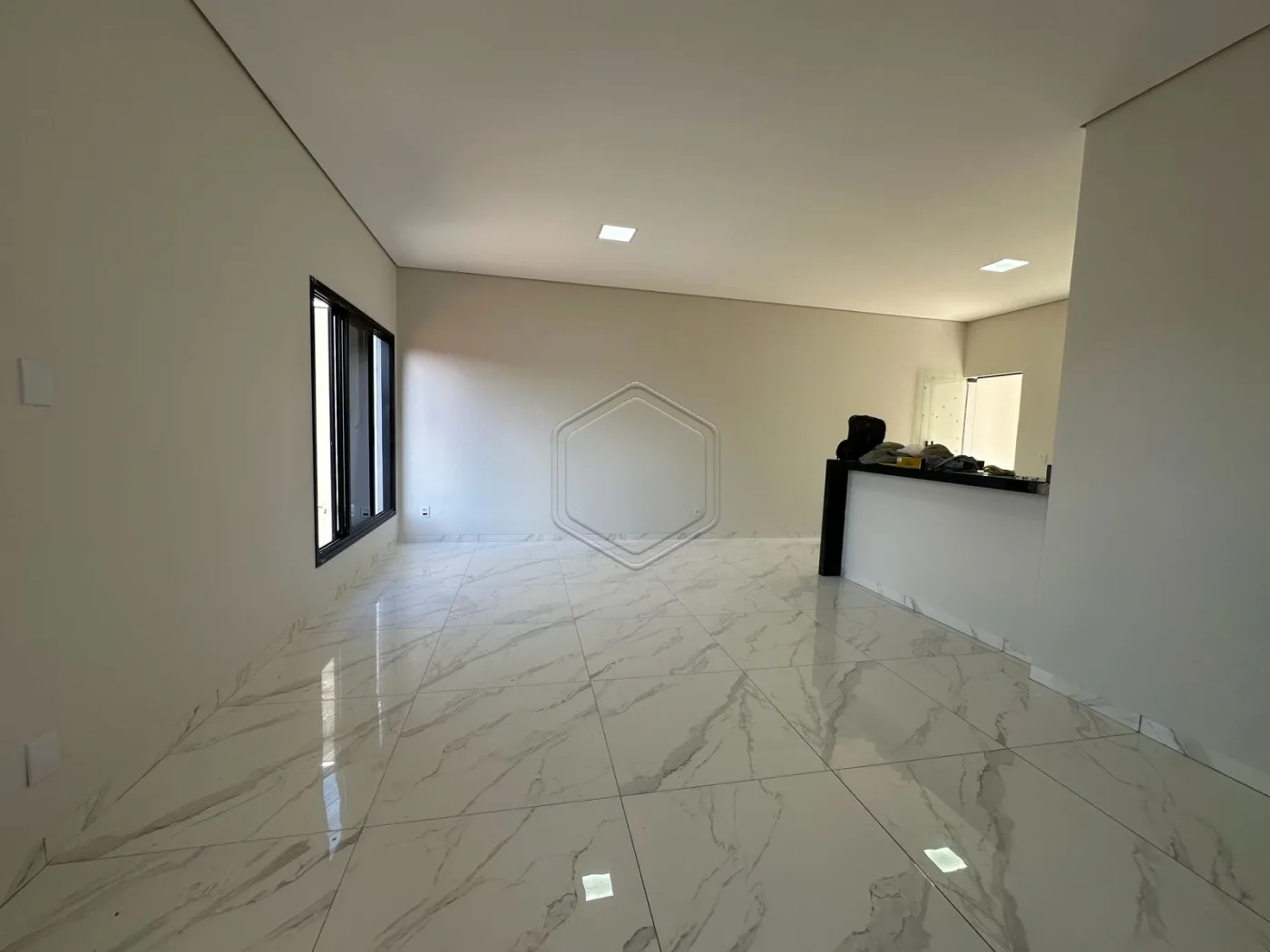Alugar Casa Residencial / Padr&atilde;o em Dourados R$ 1.900,00 - Foto 4