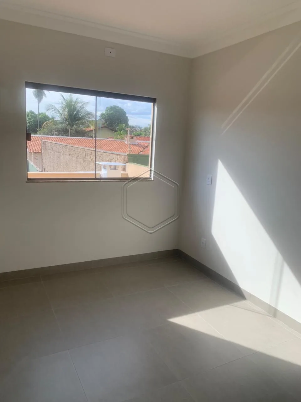 Alugar Casa Residencial / Sobrado em Dourados R$ 2.200,00 - Foto 8