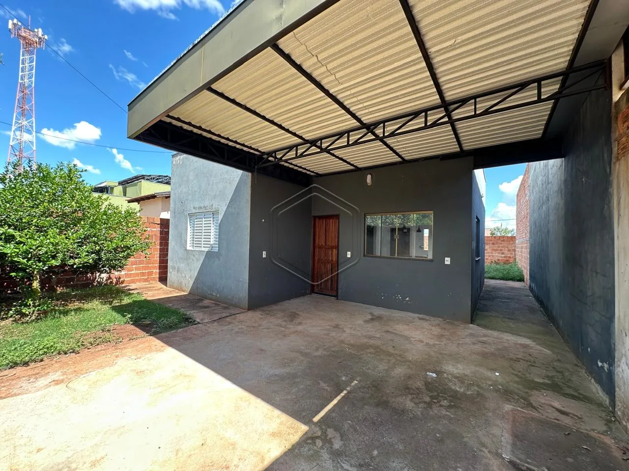 Alugar Casa Residencial / Padr&atilde;o em Dourados R$ 1.500,00 - Foto 2