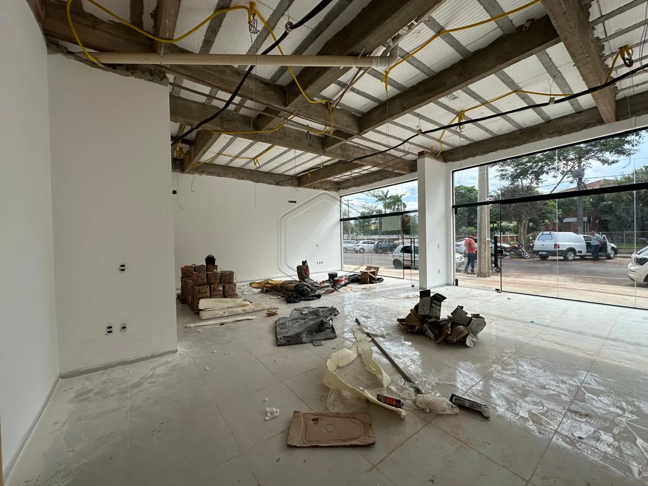 Alugar Comercial / Sal&atilde;o em Dourados R$ 3.000,00 - Foto 5