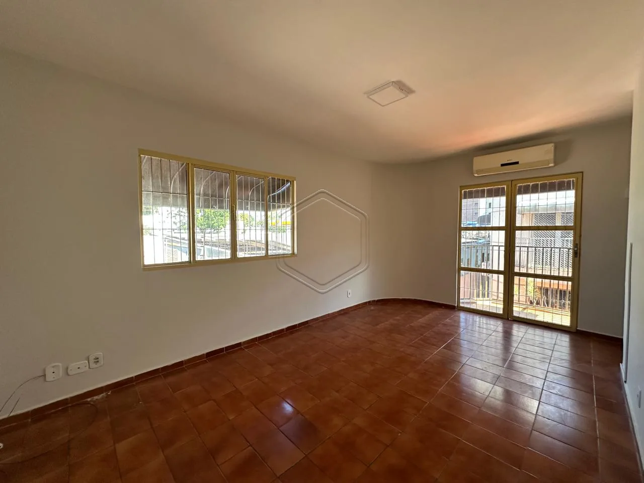 Alugar Apartamento / Padr&atilde;o em Condom&iacute;nio em Dourados R$ 1.400,00 - Foto 2