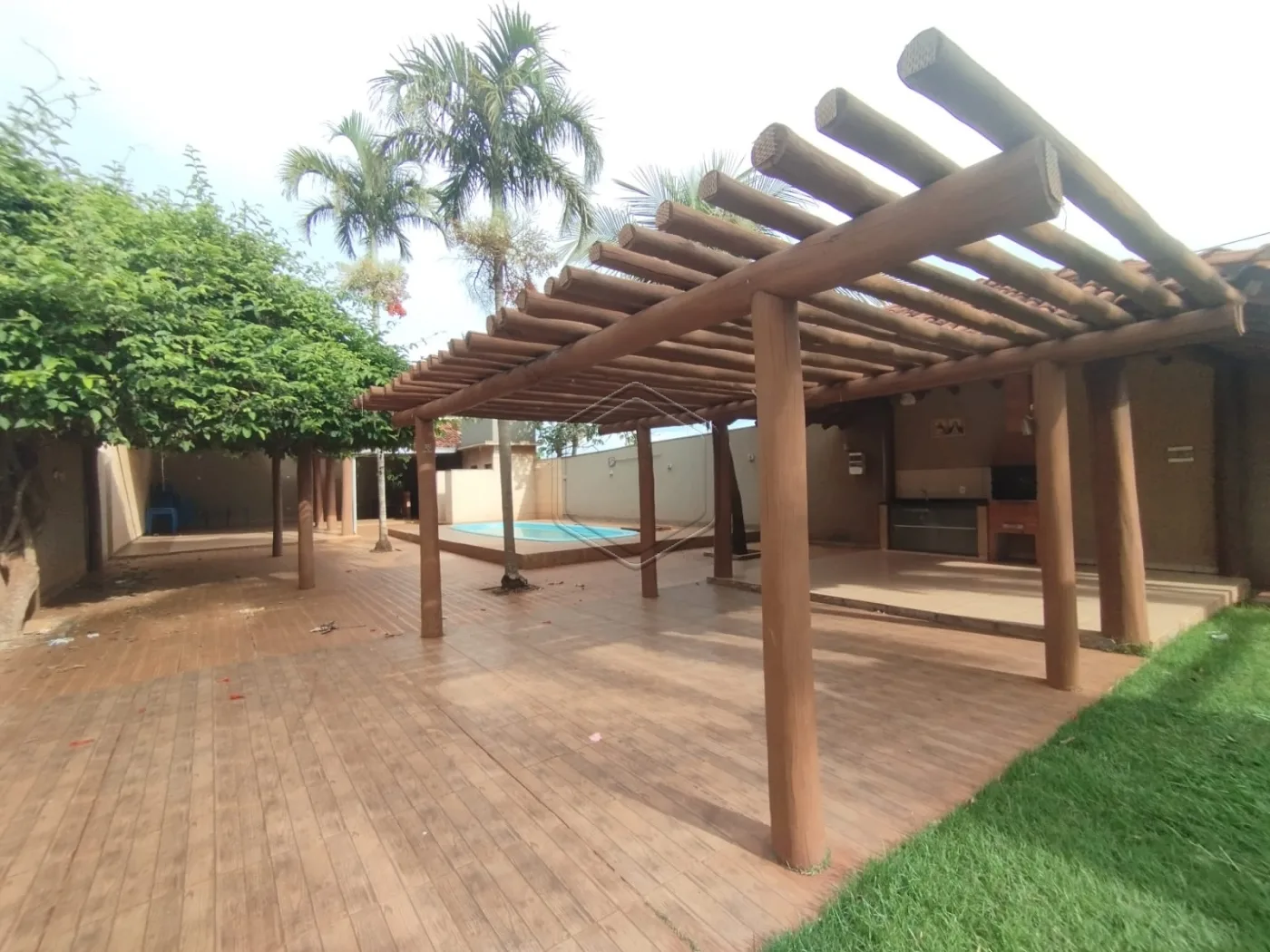 Comprar Casa Residencial / Padr&atilde;o em Dourados R$ 400.000,00 - Foto 7