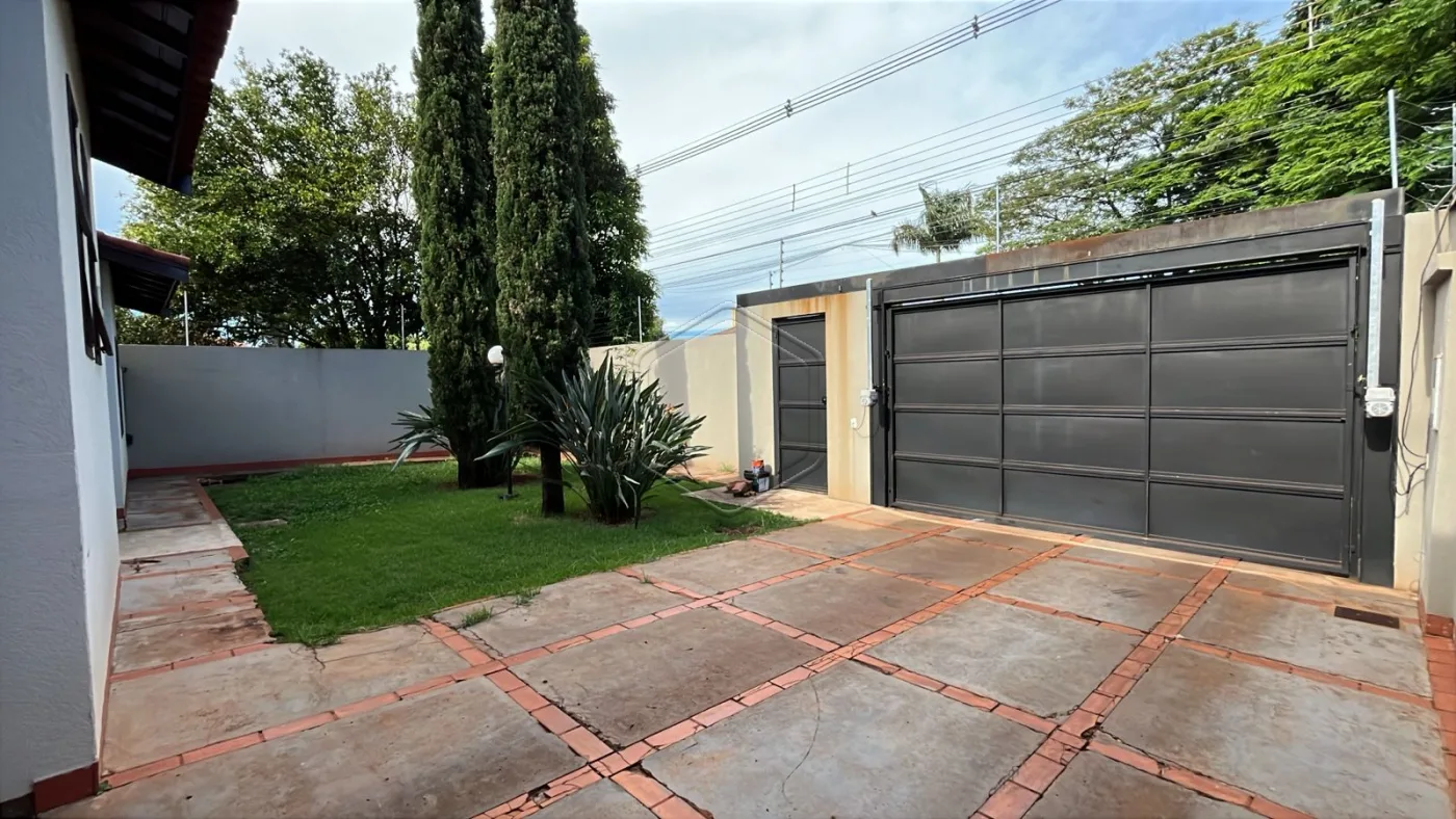 Comprar Casa Residencial / Padr&atilde;o em Dourados R$ 1.155.000,00 - Foto 3