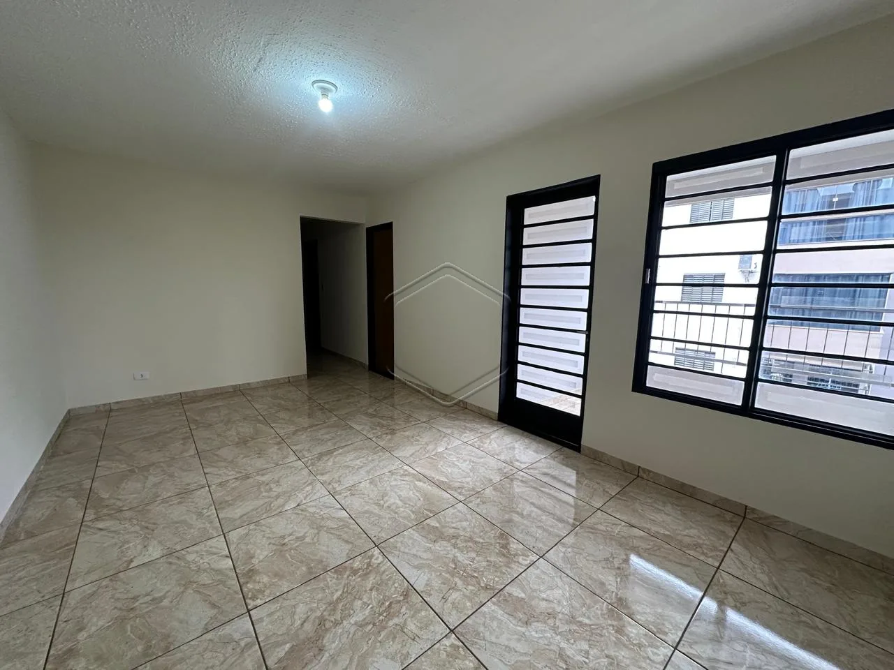 Alugar Apartamento / Padr&atilde;o em Condom&iacute;nio em Dourados R$ 1.300,00 - Foto 3