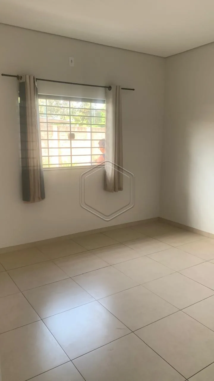 Alugar Casa Residencial / Padr&atilde;o em Dourados R$ 1.500,00 - Foto 5