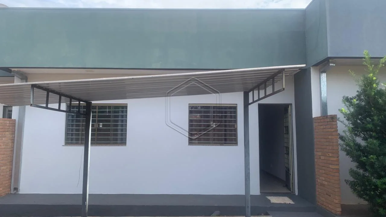 Alugar Casa Residencial / Padr&atilde;o em Dourados R$ 1.500,00 - Foto 2