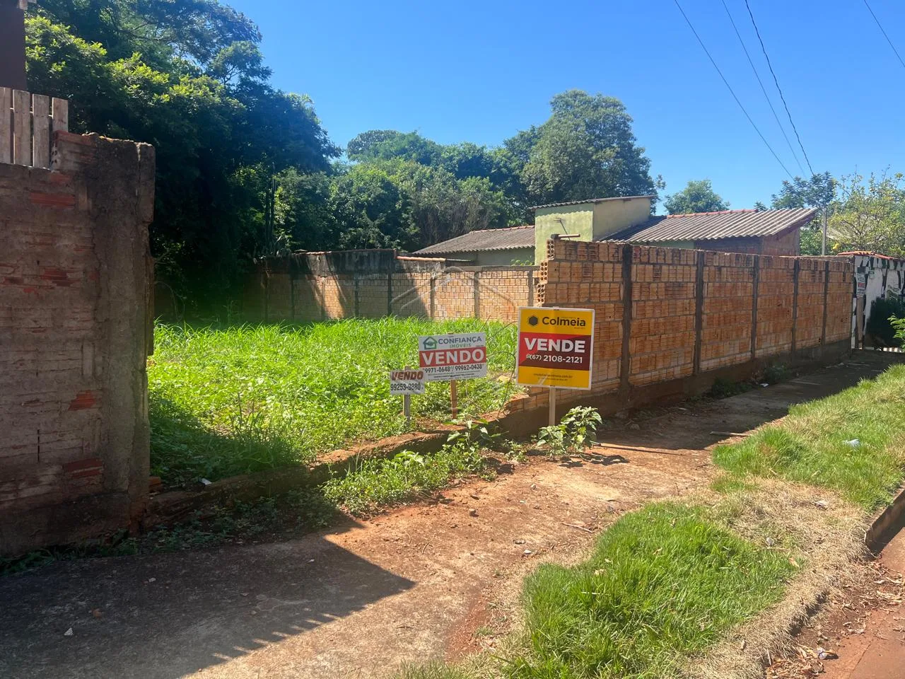 Comprar Terreno / Padr&atilde;o em Dourados R$ 115.000,00 - Foto 1