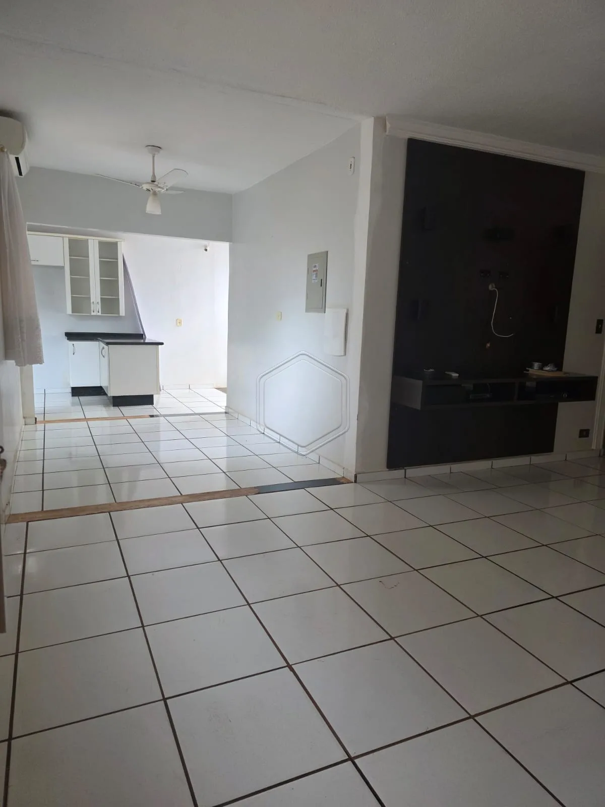 Comprar Casa Residencial / Padr&atilde;o em Dourados R$ 480.000,00 - Foto 2