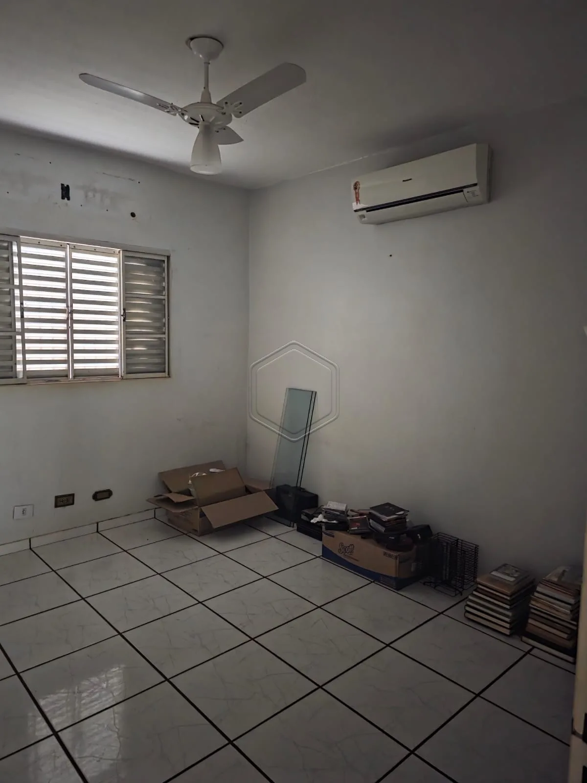 Comprar Casa Residencial / Padr&atilde;o em Dourados R$ 480.000,00 - Foto 14