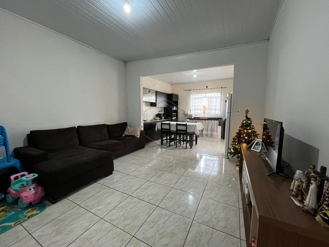 Comprar Casa Residencial / Padr&atilde;o em Dourados R$ 250.000,00 - Foto 4