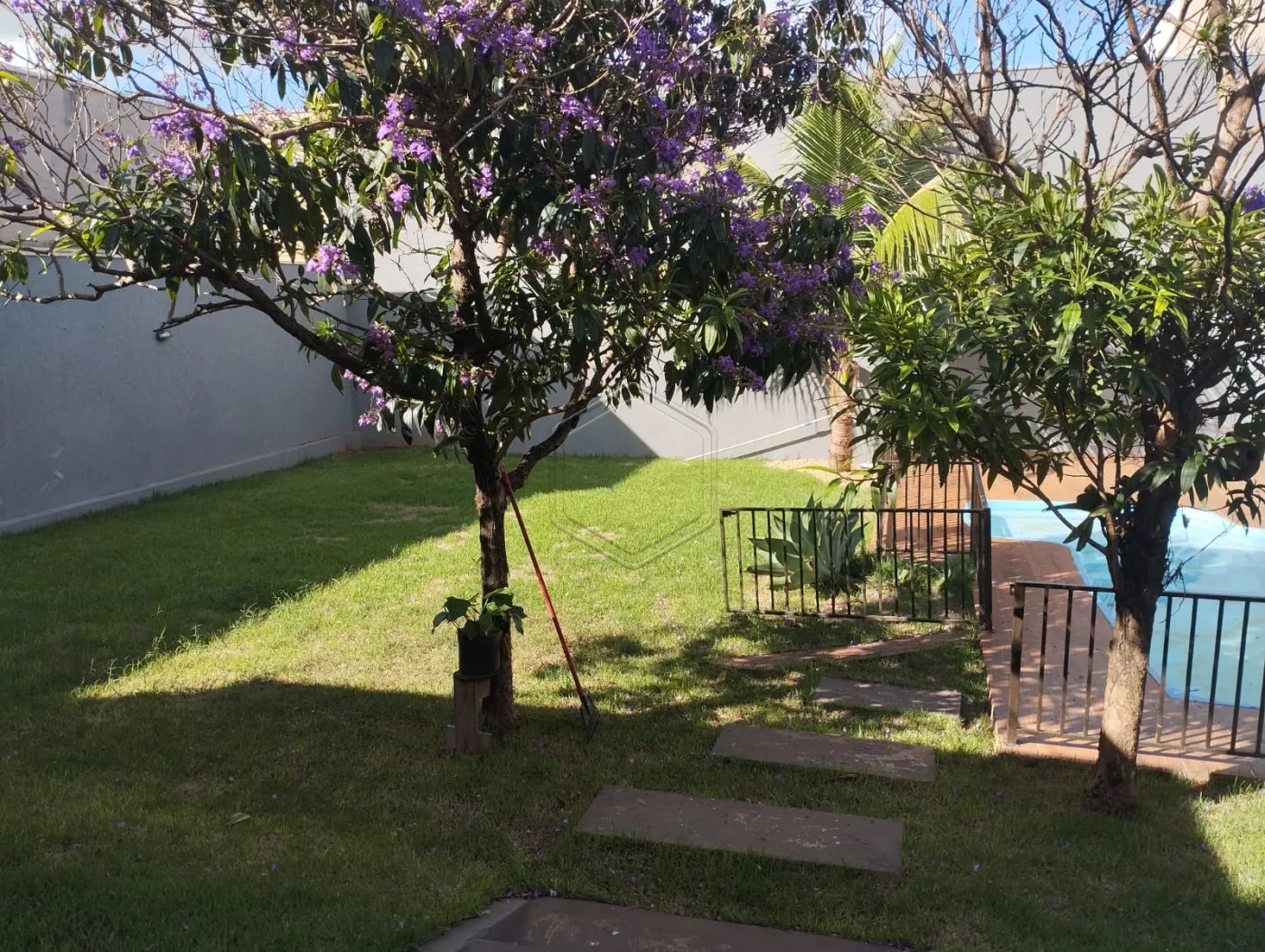 Comprar Casa Residencial / Padr&atilde;o em Dourados R$ 930.000,00 - Foto 5