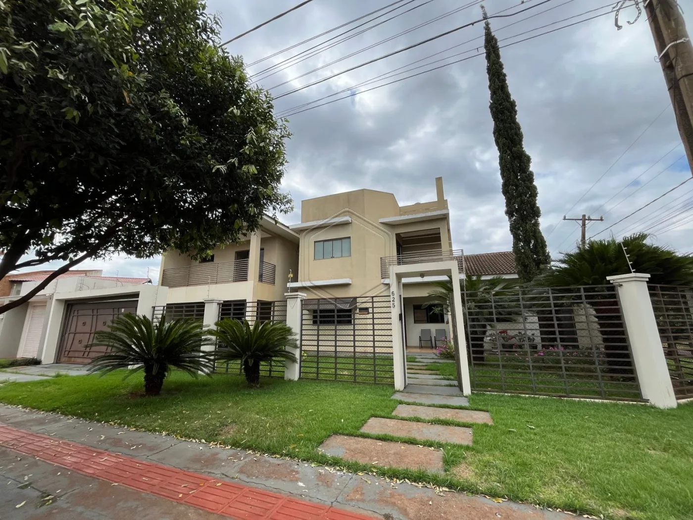 Alugar Apartamento / Padr&atilde;o em Dourados R$ 6.500,00 - Foto 1