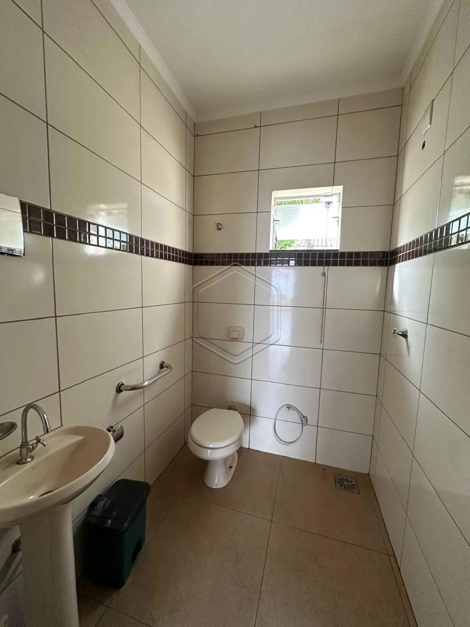 Alugar Comercial / Sal&atilde;o em Dourados R$ 2.500,00 - Foto 5