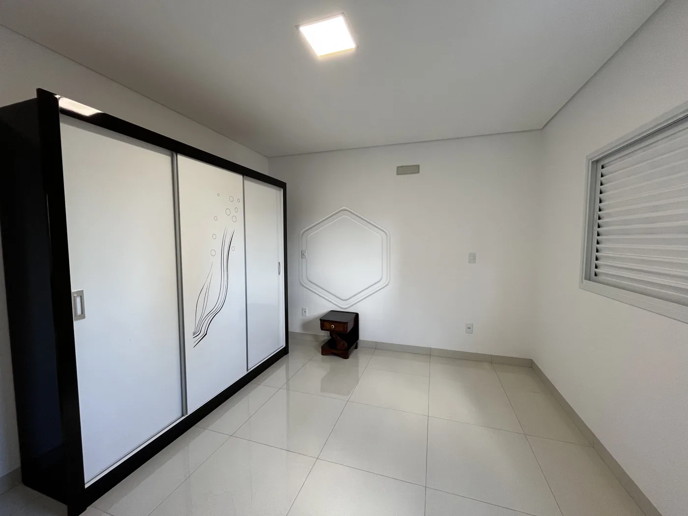 Alugar Apartamento / Padr&atilde;o em Condom&iacute;nio em Dourados R$ 2.400,00 - Foto 11