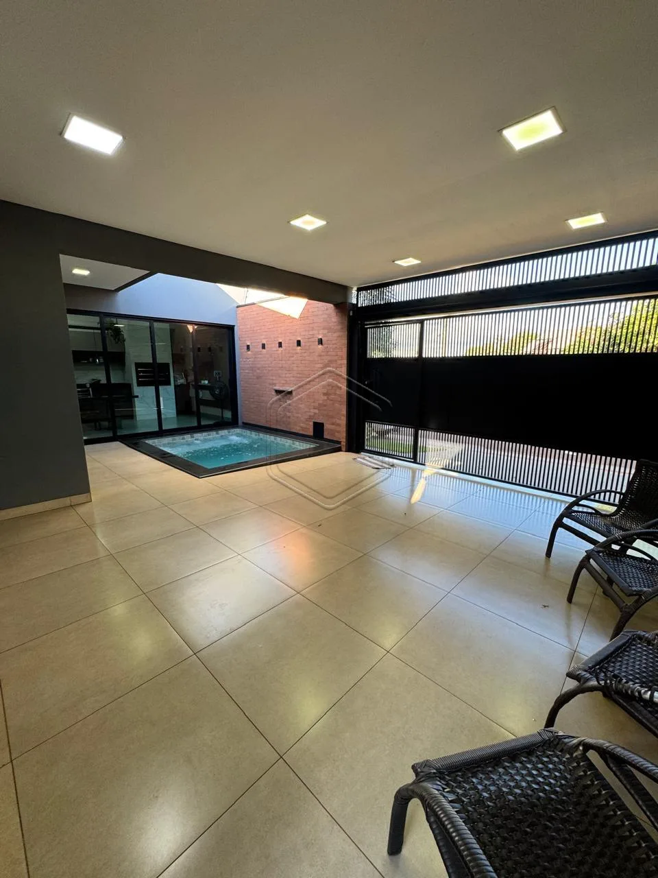 Alugar Casa Residencial / Padr&atilde;o em Dourados R$ 5.500,00 - Foto 3