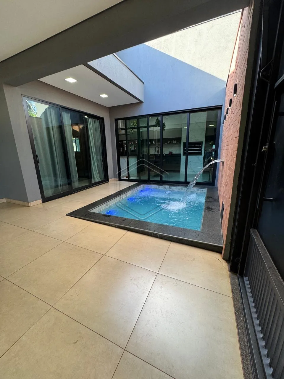 Alugar Casa Residencial / Padr&atilde;o em Dourados R$ 5.500,00 - Foto 4