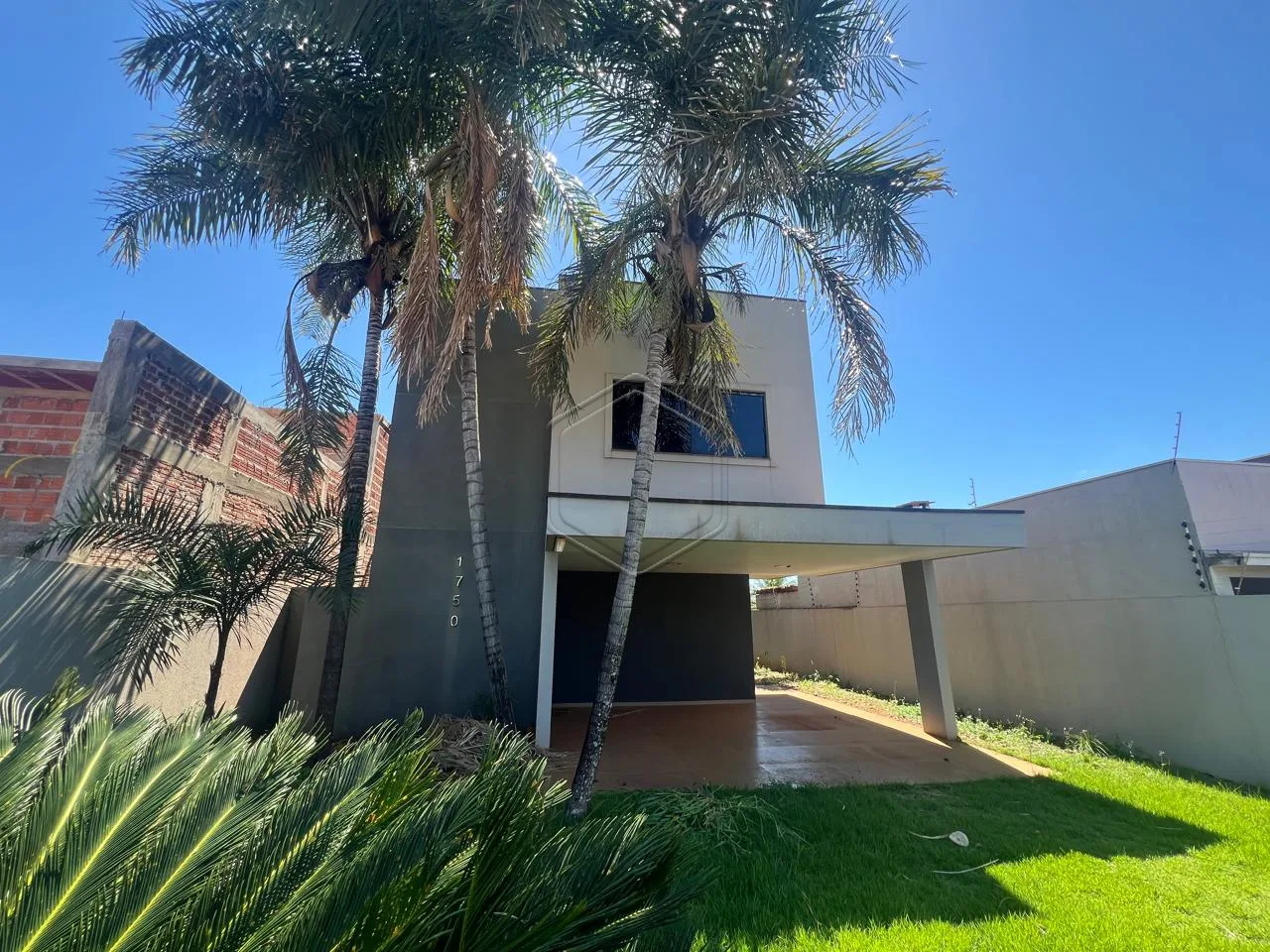 Comprar Casa Residencial / Sobrado em Dourados R$ 980.000,00 - Foto 1