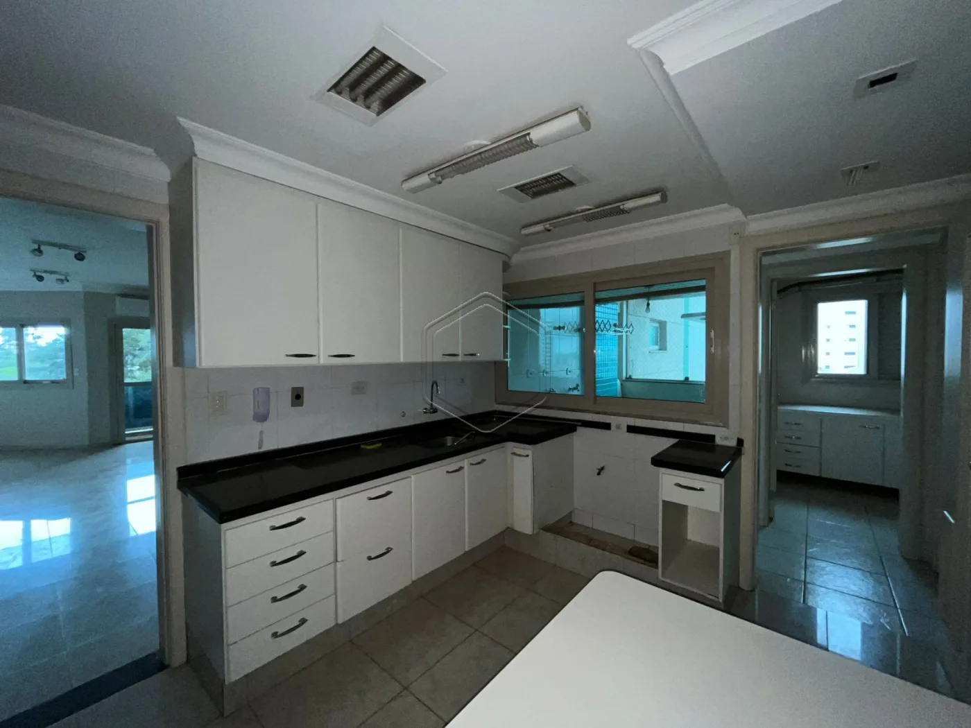 Alugar Apartamento / Padr&atilde;o em Condom&iacute;nio em Dourados R$ 2.500,00 - Foto 5