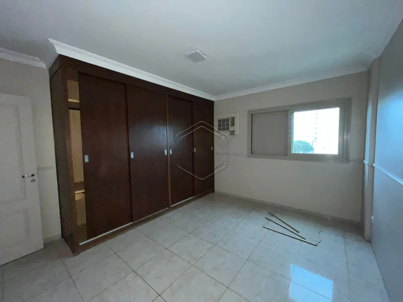 Alugar Apartamento / Padr&atilde;o em Condom&iacute;nio em Dourados R$ 2.500,00 - Foto 14