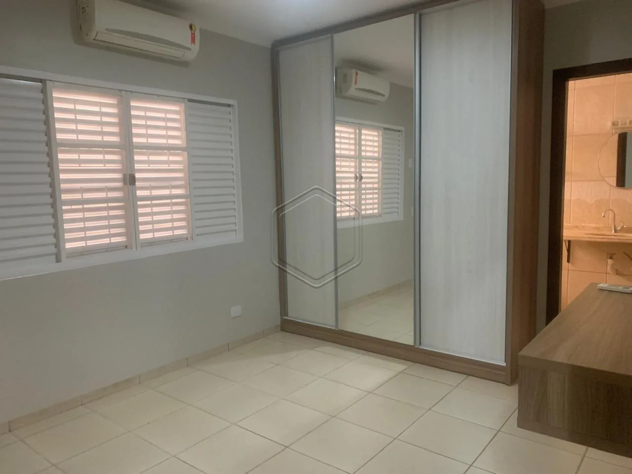 Alugar Casa Residencial / Padr&atilde;o em Dourados R$ 3.900,00 - Foto 9