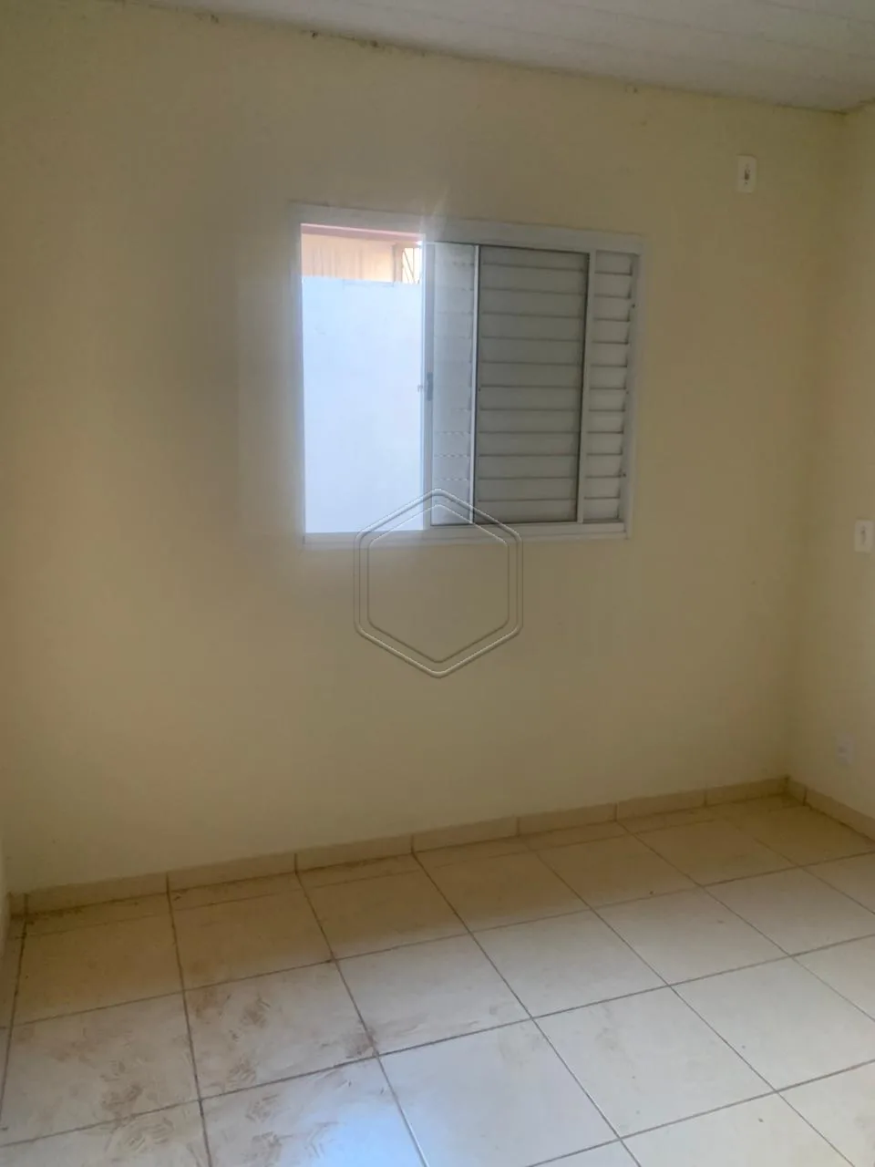 Alugar Casa Residencial / Padr&atilde;o em Dourados R$ 1.200,00 - Foto 4