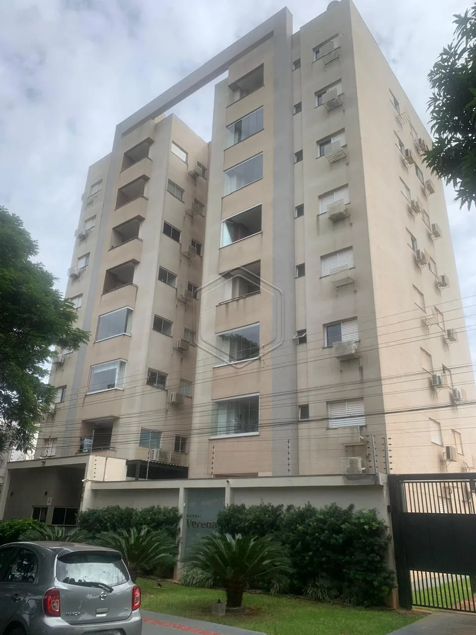 Alugar Apartamento / Padr&atilde;o em Condom&iacute;nio em Dourados R$ 2.300,00 - Foto 1