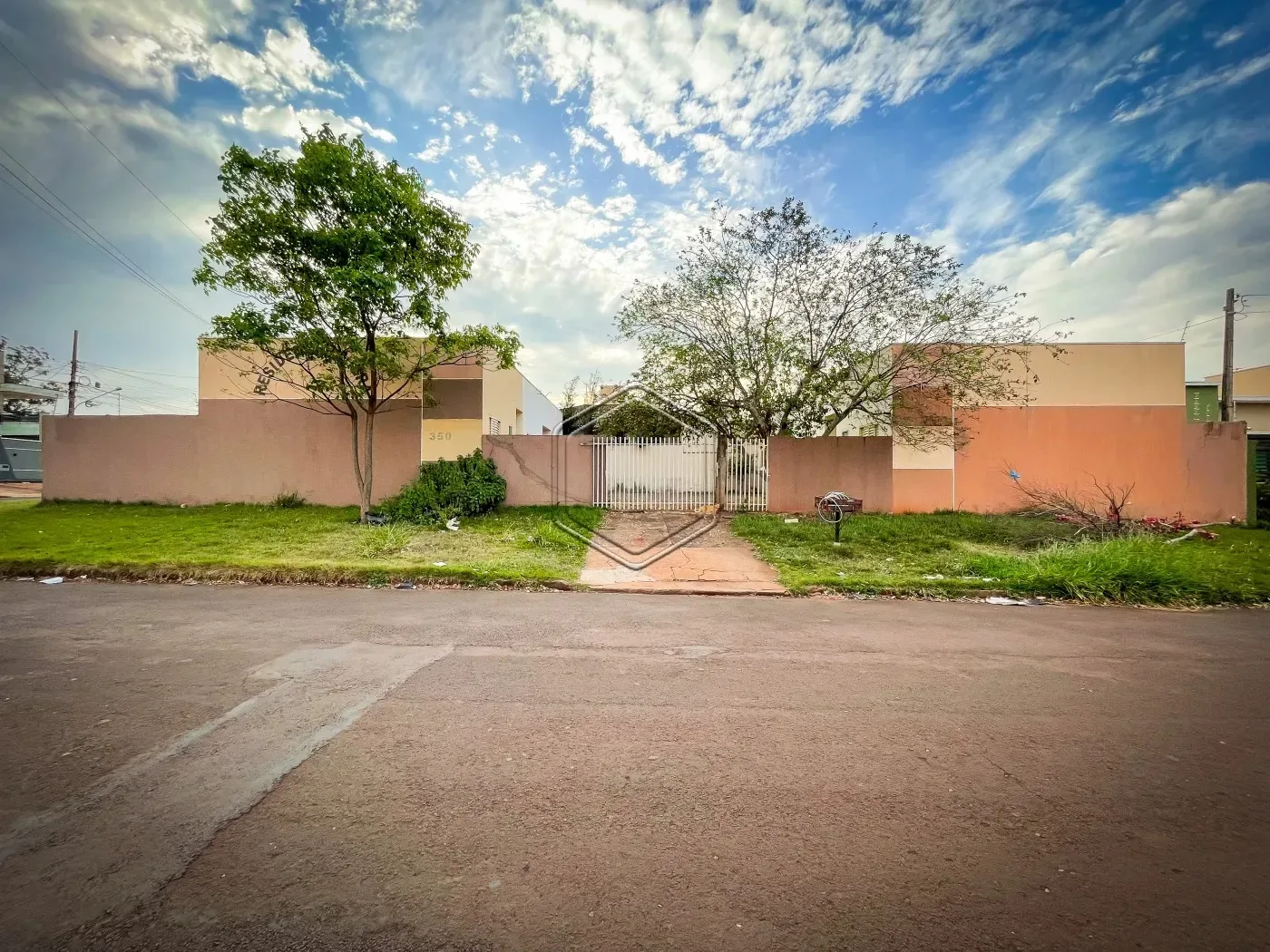 Alugar Apartamento / Kitnet em Dourados R$ 750,00 - Foto 2