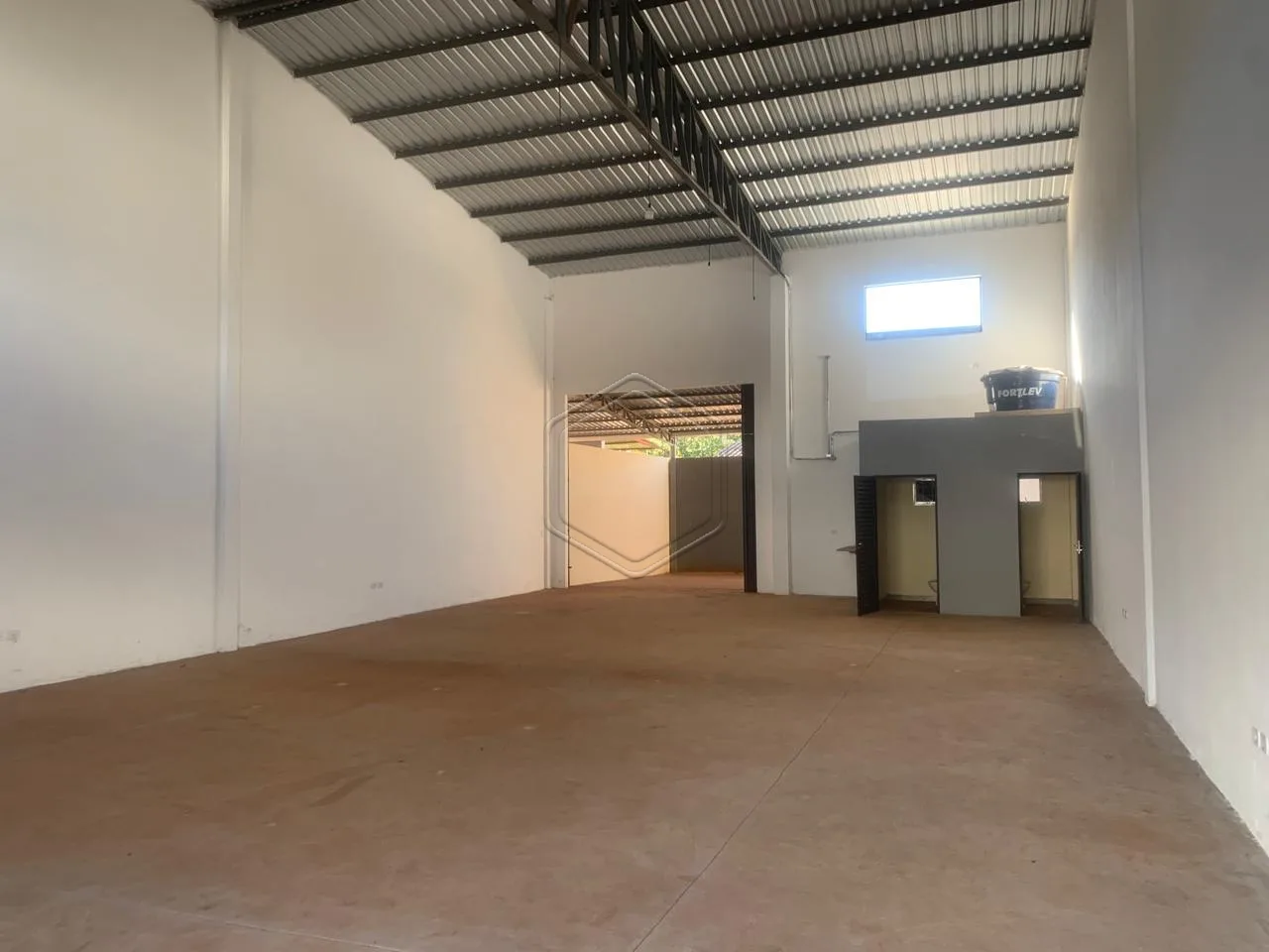 Alugar Comercial / Sal&atilde;o em Dourados R$ 3.700,00 - Foto 3