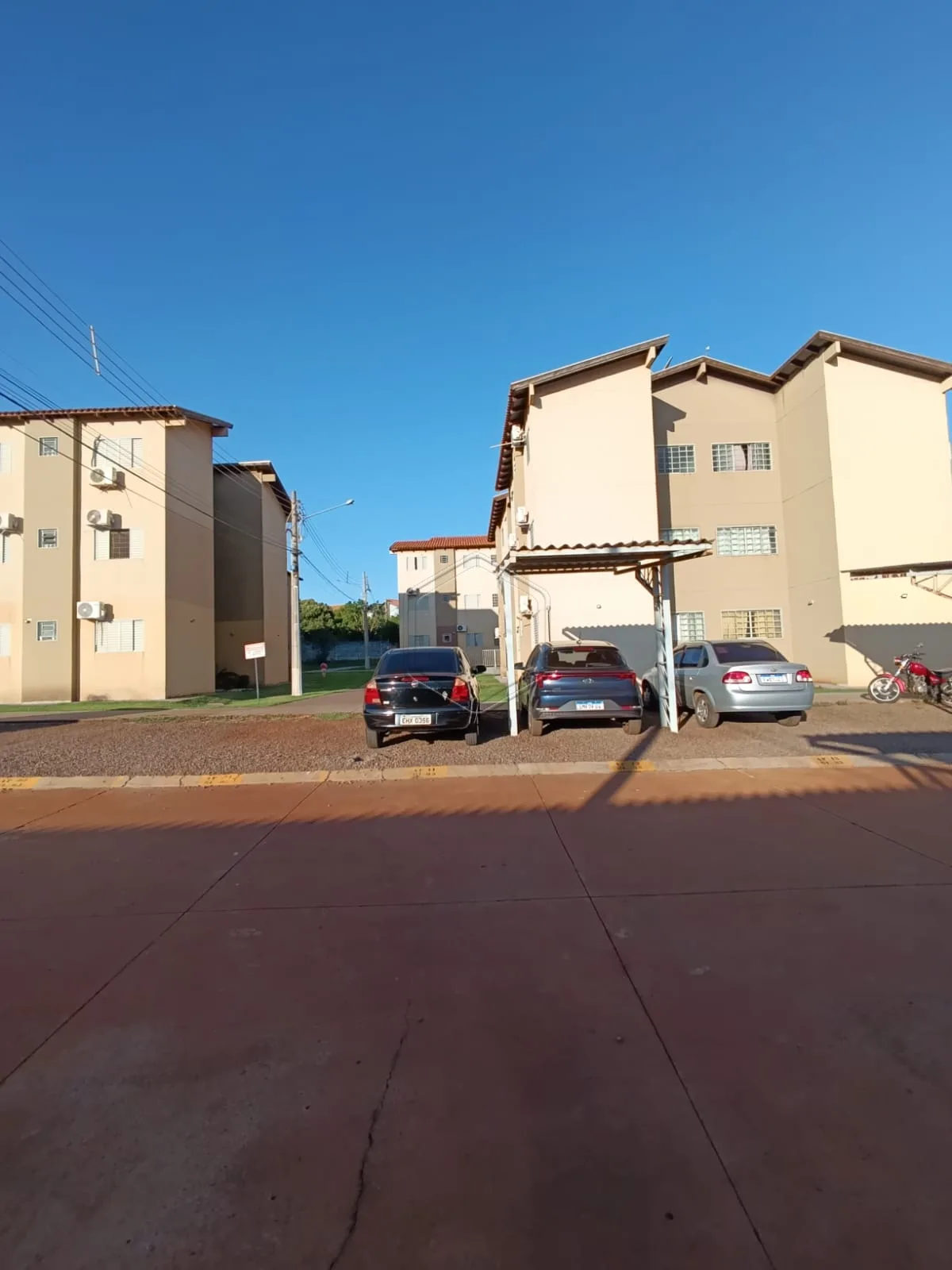 Comprar Apartamento / Padr&atilde;o em Condom&iacute;nio em Dourados R$ 165.000,00 - Foto 2