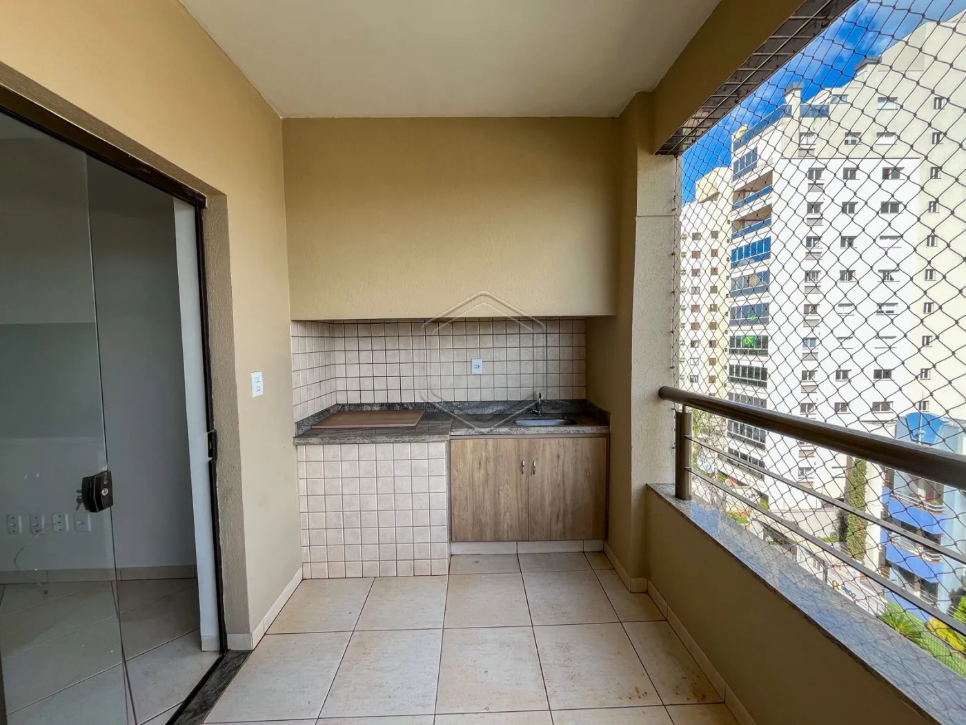 Alugar Apartamento / Padr&atilde;o em Condom&iacute;nio em Dourados R$ 2.100,00 - Foto 6